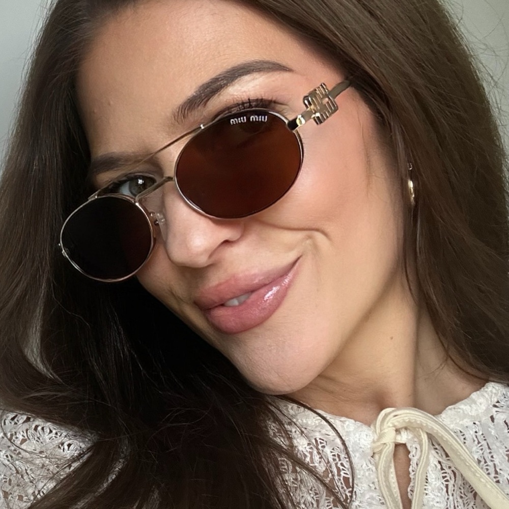 Retro Oval Sunglasses with Brown Lenses